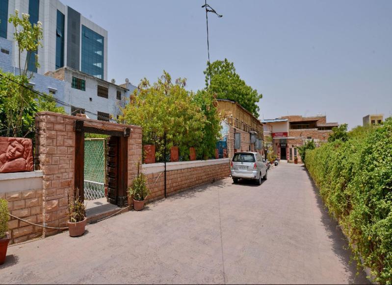 Sisodia Hotel & Resorts Джодхпур Экстерьер фото